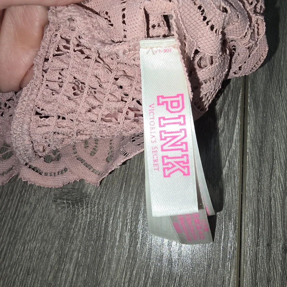 PINK by Victoria's Secret Crochet Lace Bralette size large - Picture 4 of 8